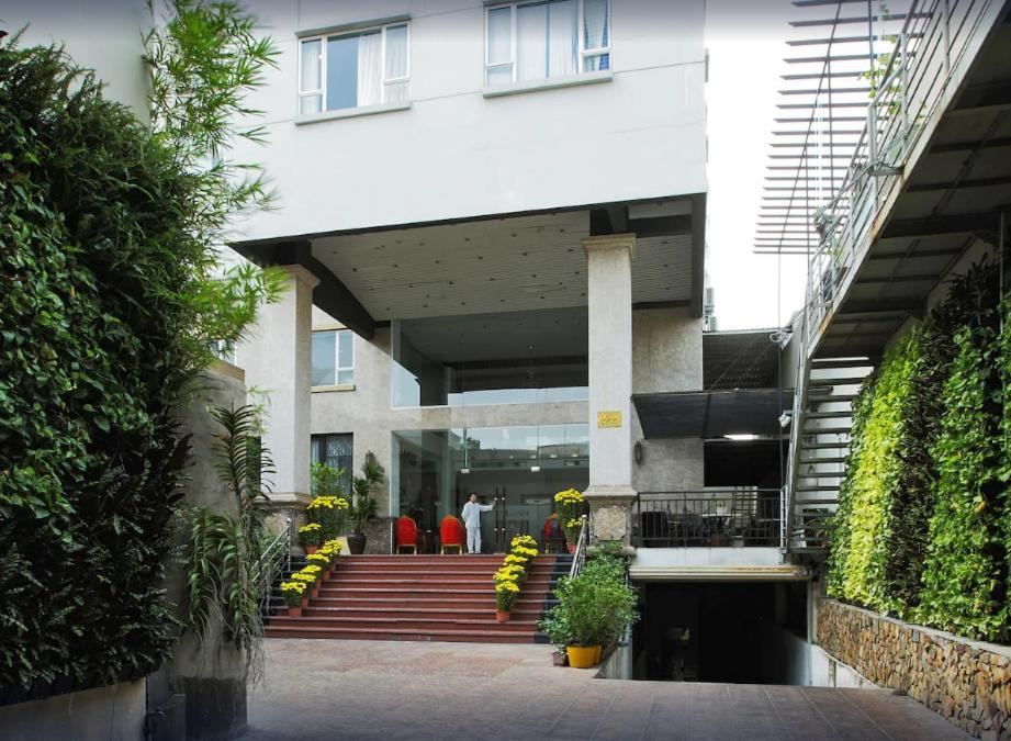 Cozrum Lux - The Arrivals Hotel Ho Či Minovo Město Exteriér fotografie